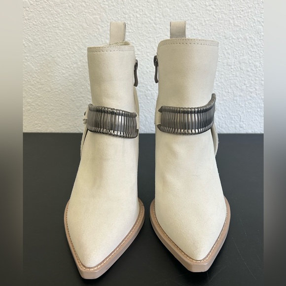 DKNY 8.5M Off White Tizz Embellished Pointed Toe Ankle Booties WESTERN SUEDE - Picture 2 of 15